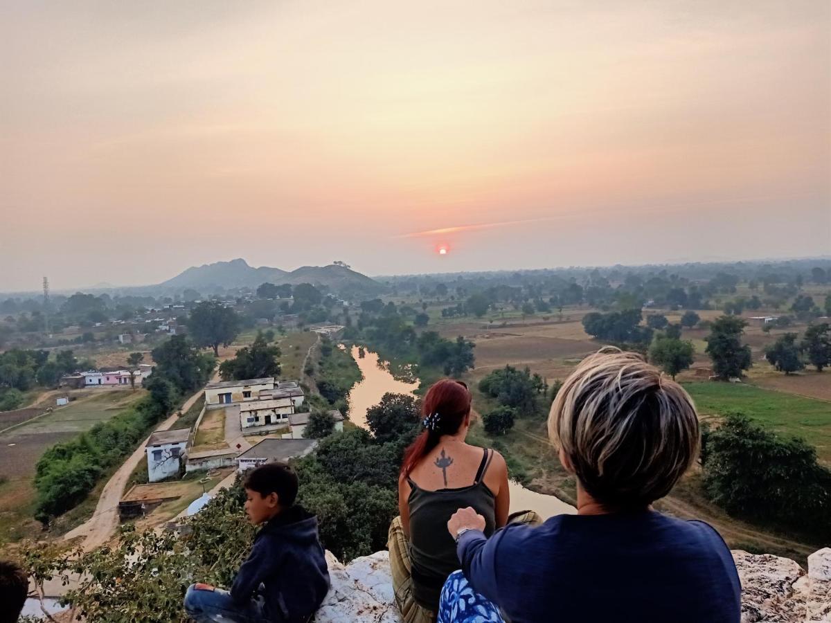 Appartamento Khajuraho Rancho Esterno foto